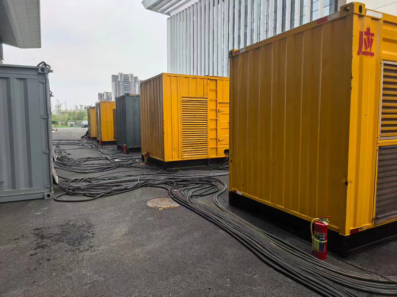 五华不同季节柴油发电机组保养有哪些注意事项？