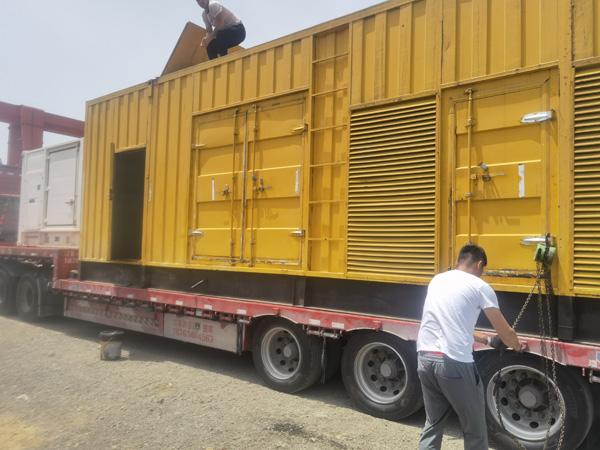 五华除了负载情况和发动机维护,还有哪些因素会影响 200kw 柴油发电机的油耗?