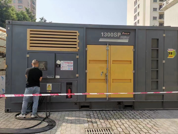 五华500KW发电机组冬季应该配多大的启动电瓶?